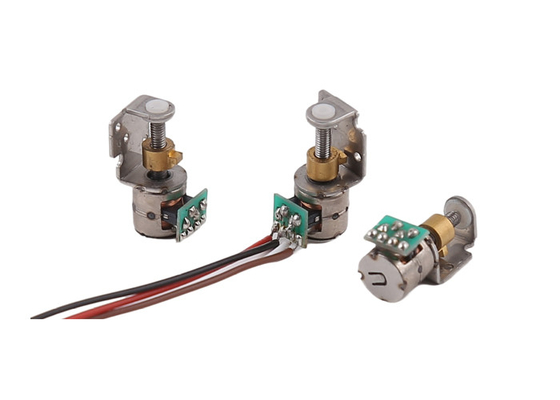 VSM0652 Động cơ bước trượt 6mm 5VDC 18 độ góc bước M1.7 * P0.3 Vít dẫn